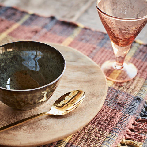 verre-a-pied-en-verre-epais