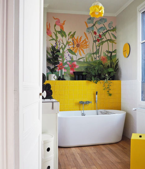 salle de bain touche de jaune