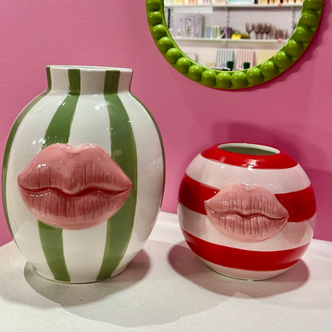 Vase Kiss me