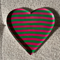 Plateau rayé rose et vert en forme de coeur Inside Booster Toulouse